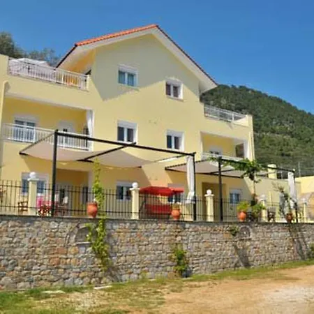 Nestor Chrysi Ammoudia