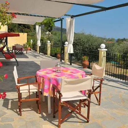 Nestor Χρυσή Αμμουδιά